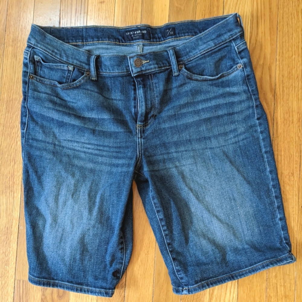 Lucky Brand Bermuda Shorts